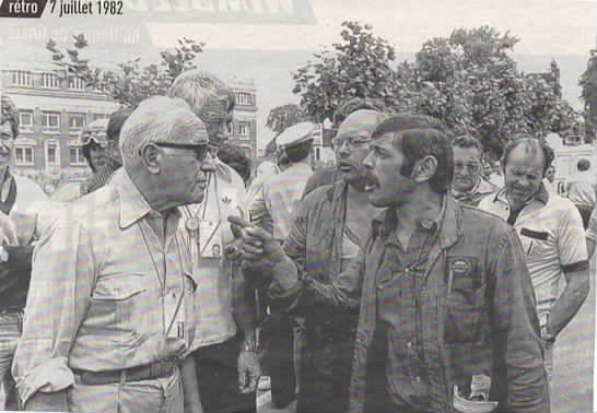 Jacques Godet négocie avec les manifestants .jpeg