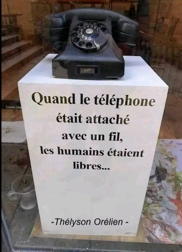 Le téléphone.jpg