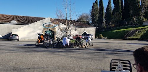 05 Jonathan aurait eu le vélo orange il n'aurait pas fait mieux.jpg