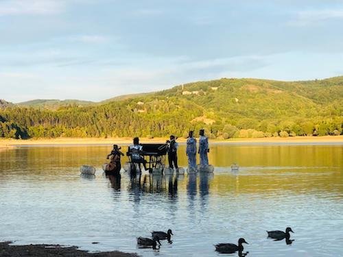 La Cie Le Piano du Lac.jpeg