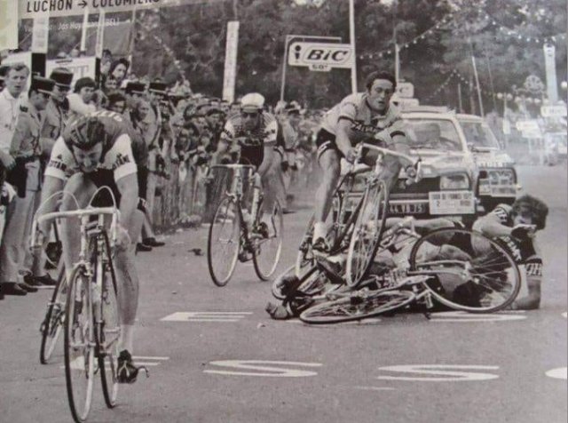 Souvenir Les Gamelles omniprésentes dans......jpg