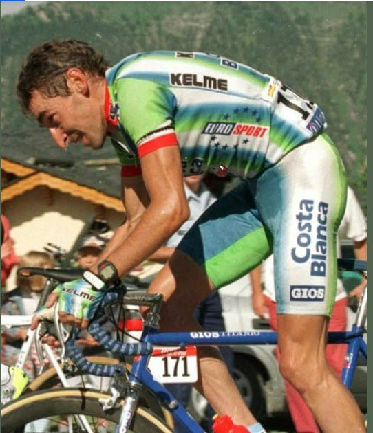 Souvenir Fernando Escartin2.jpg