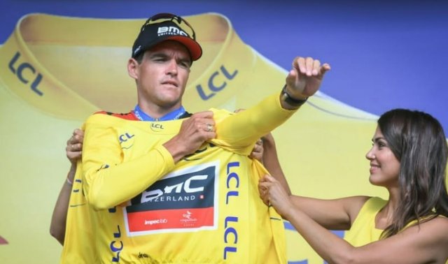 Souvenir Grég Van Avermaet.jpg