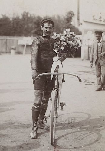 Lucien Lesna en 1901.jpeg
