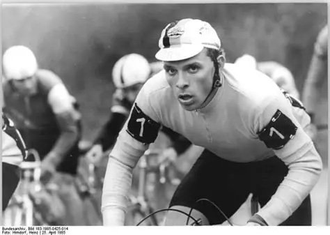 Uwe Ampler.jpg