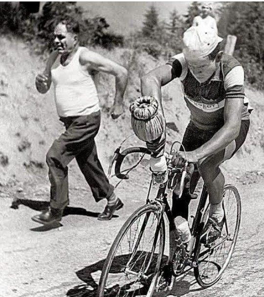 Souvenir Roger Walkowiak,.jpg