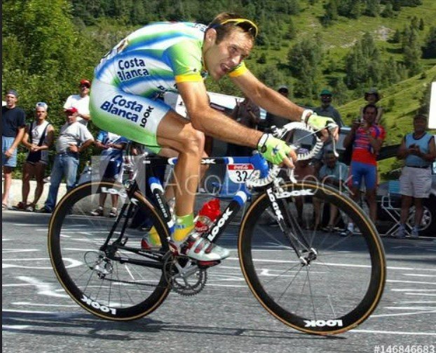 souvenir Santiago Botero.jpg