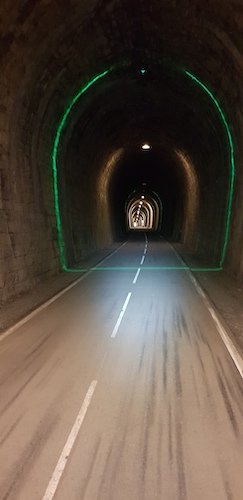 31 sortie du Tunnel de la Fenille.jpg