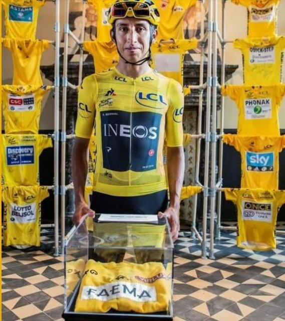Souvenir Egan Bernal5.jpg