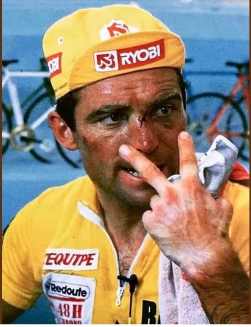 souvenir Bernard Hinault Tapie.JPG