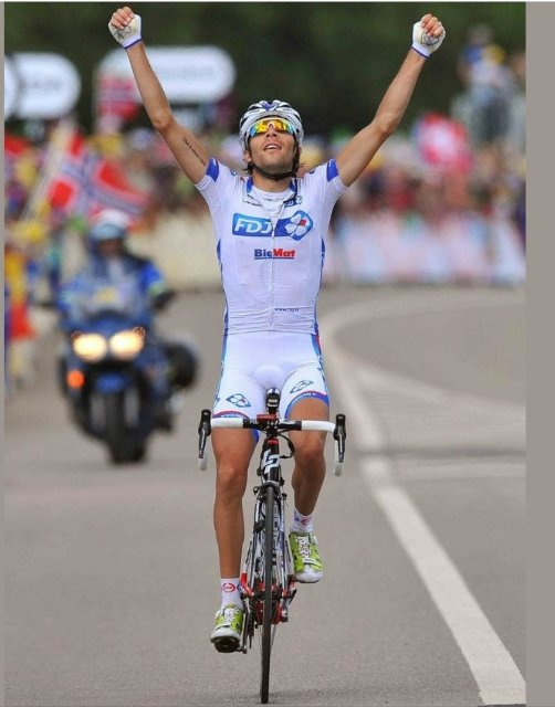 Souvenir Thibaut Pinot2.jpg