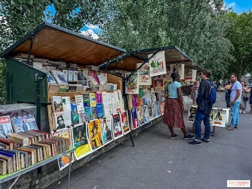 bouquinistes Paris.jpg