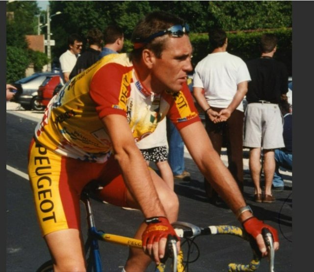 Souvenir Christophe Capelle.jpg