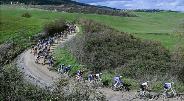 Souvenir 130 coureurs abandonnent.jpg