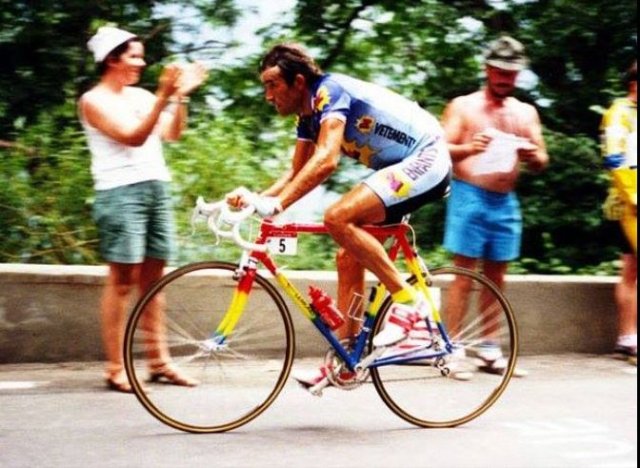 souvenirs du tourG DuLass.JPG