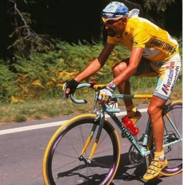 Souvenir Marco Pantani tour 1998.jpg