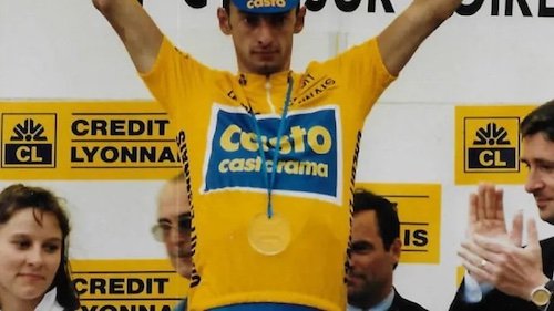 Magnien, dirigé par Cyrille Guimard, gagne le Tour de l'Avenir.jpg