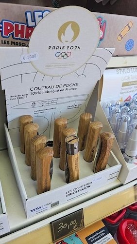 les couteaux des JO Paris 2024.jpeg..jpg