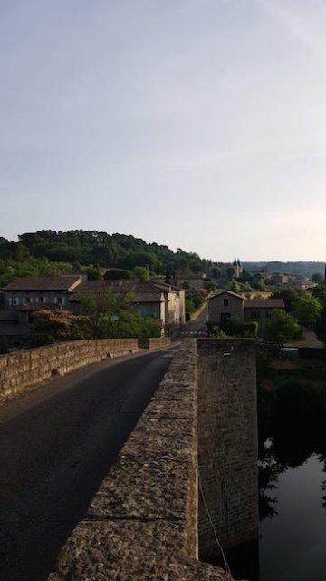 15 Pont sur le Chassezac aux Vans.jpeg