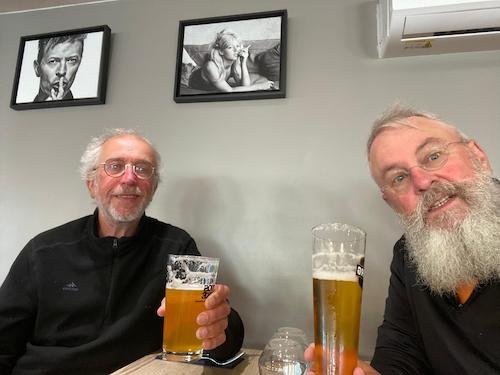 066 Après l’effort, le réconfort..jpeg