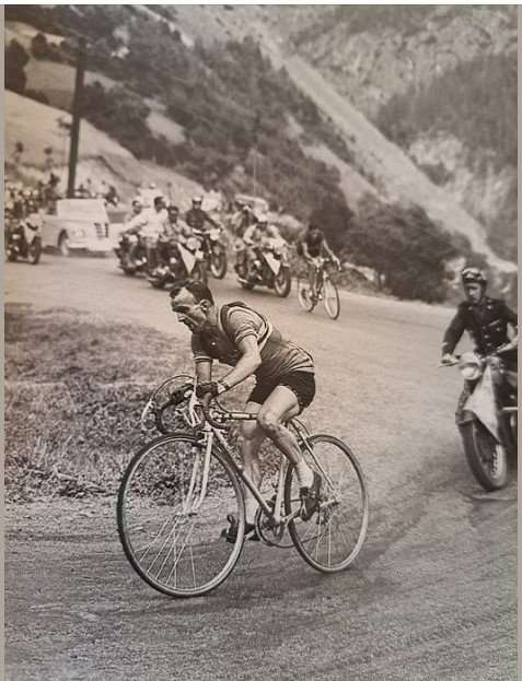 Souvenir Tour 1952 f coppi.jpg