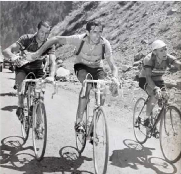 souvenirs du tour Cx gino Bartali.JPG