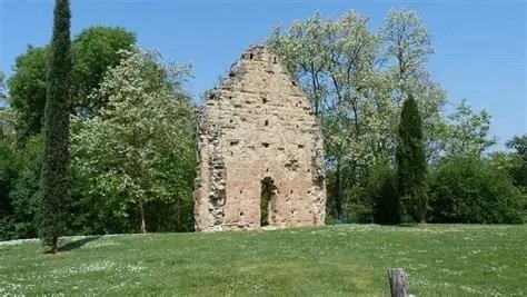 00 Le Mur des Lépreux de Muret.jpg