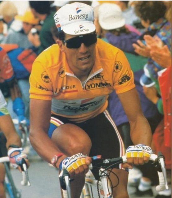 souvenir Miguel indurain.JPG