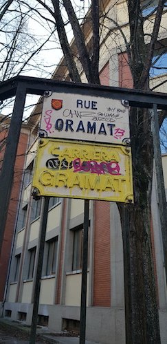 09.jpg