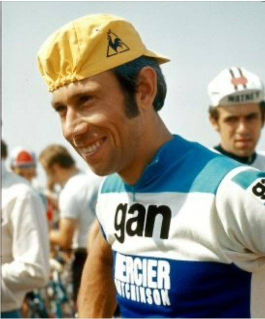 Souvenir Barry Hobab.jpg