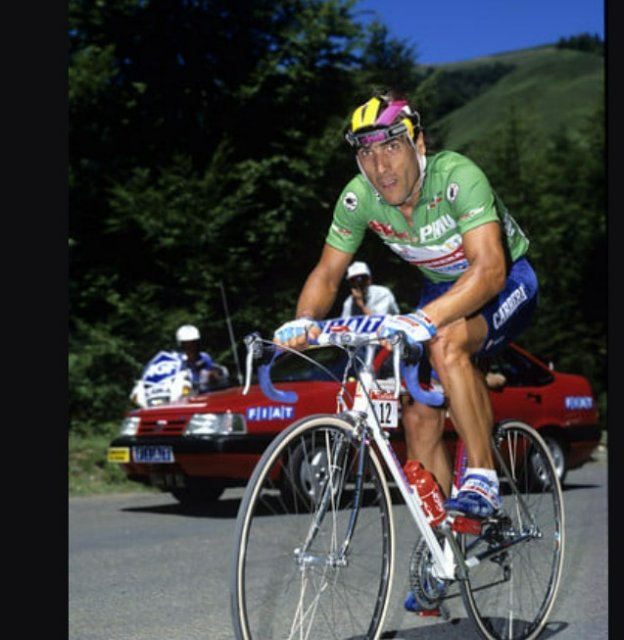 Souvenir Djamolidine Abdoujaparov2.jpg