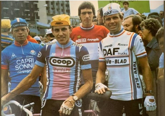 Souvenir Tour 1982 Les Hollandais.jpg