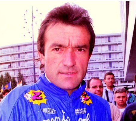 Souvenir Gilbert Duclos Lassale 19 ANS DE CARRIERE.jpg