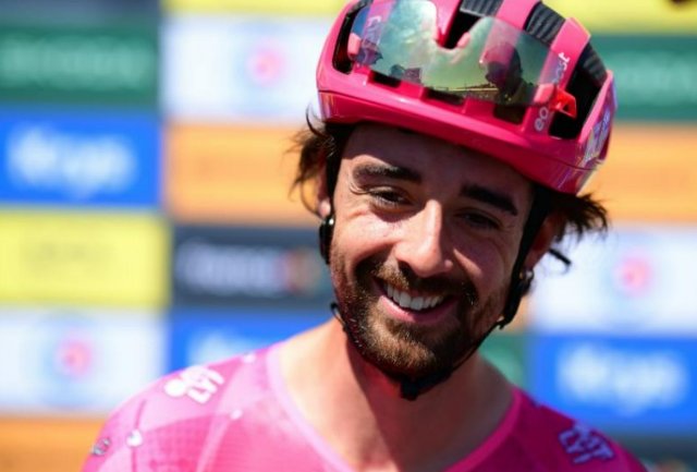 Souvenir Ben Healy.jpg