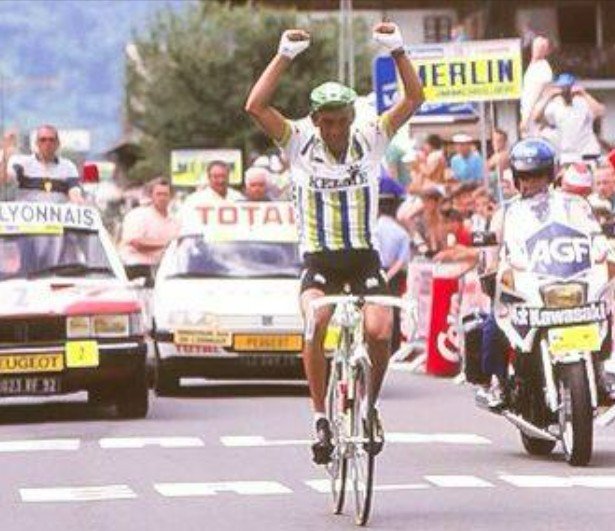 Souvenir Fabio Parra2.jpg